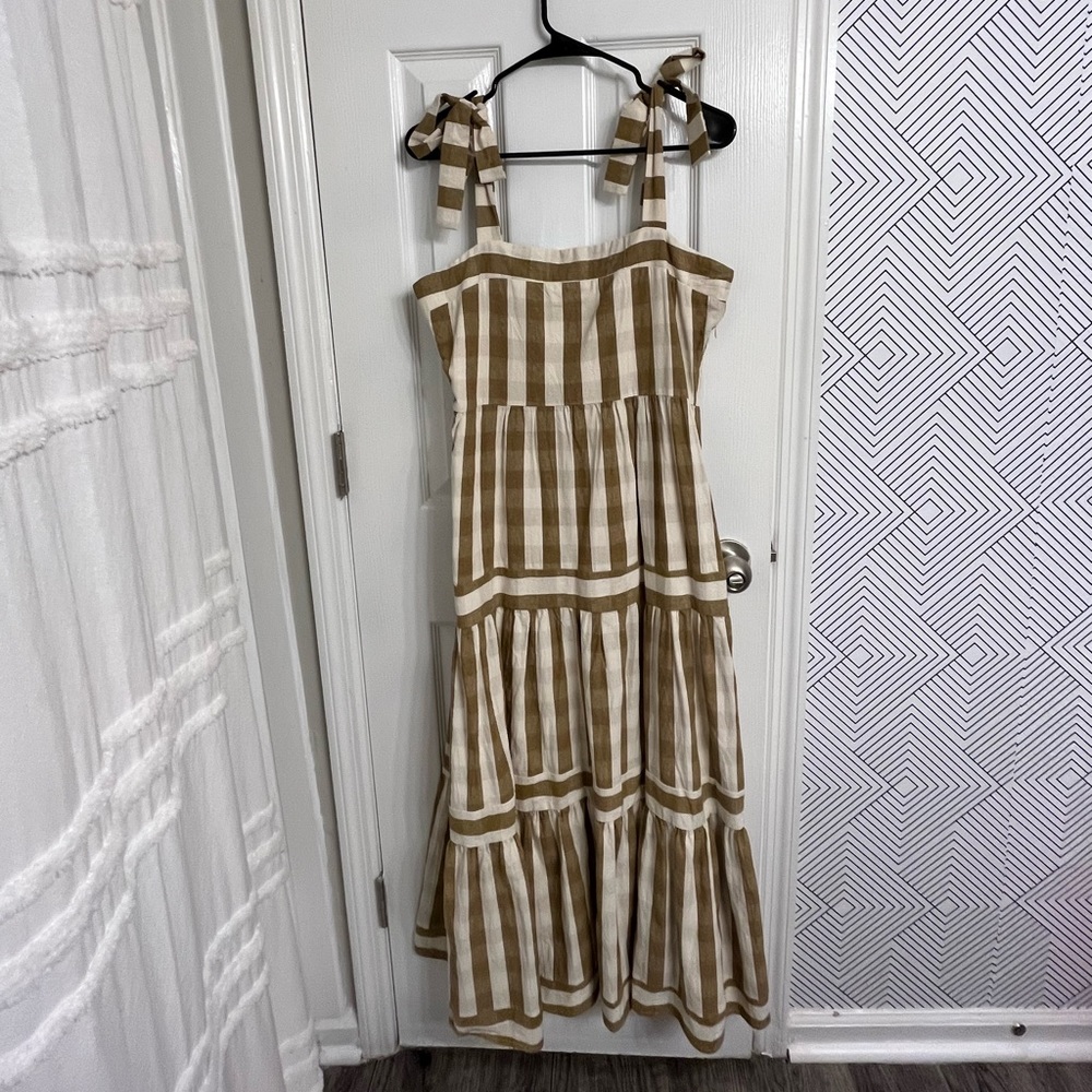 White and Brown Stripped Linen Maxi Dress. M. Never Worn.